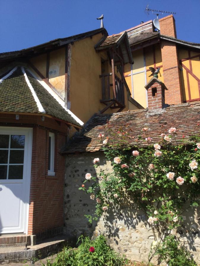 Bed and Breakfast Les Papouz Gommecourt Екстер'єр фото